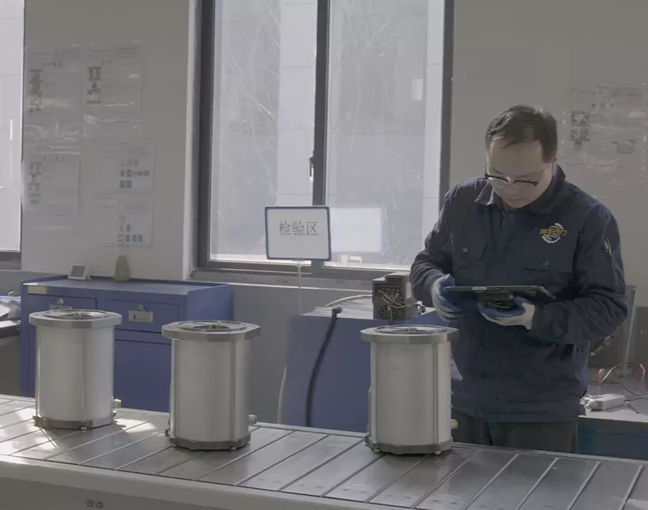 Động lực cốt lõi dẫn đầu kỷ nguyên hiệu quả cao và tiết kiệm năng lượng